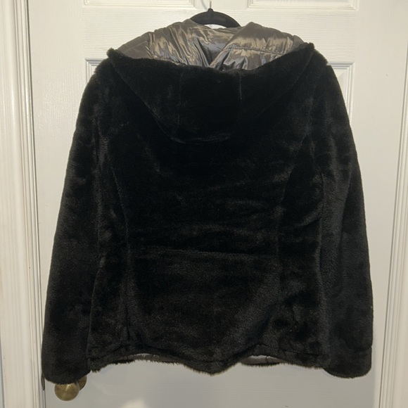 Reversible jacket - Picture 3 of 6